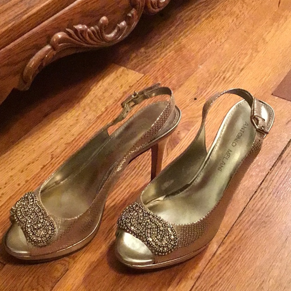 Antonio Melani gold heels 6.5